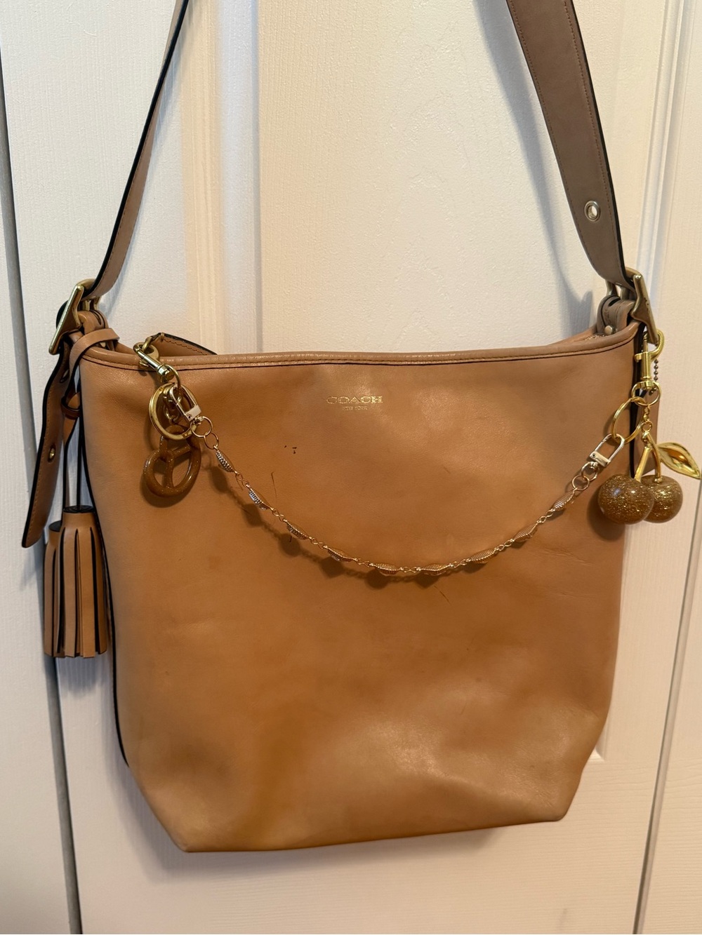 Vintage Coach Legacy Tassel Bucket Bag in Tan Leather - Picture 1 of 8